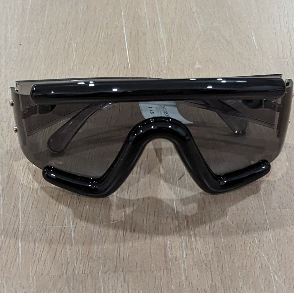 Moncler Black Sunglasses